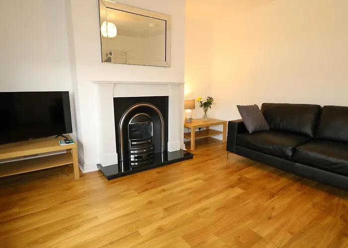 Gatehouse בית נופש *